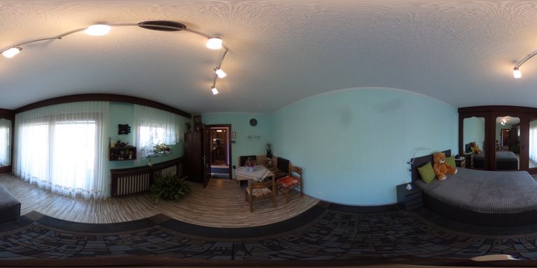 Zweite Wohneinheit - Wohn- Schlafraum