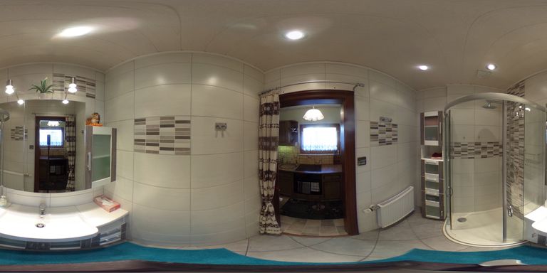 Zweite Wohneinheit Bad