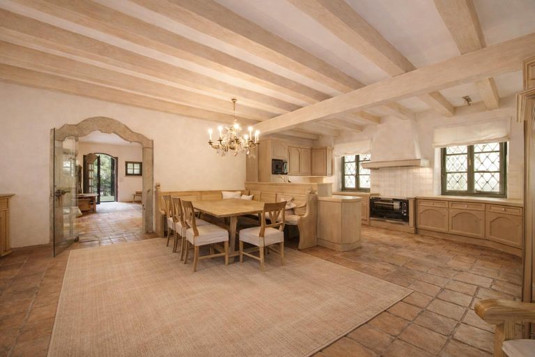 b128a4e5-e24c-43e1-8cf9-4998b501371d