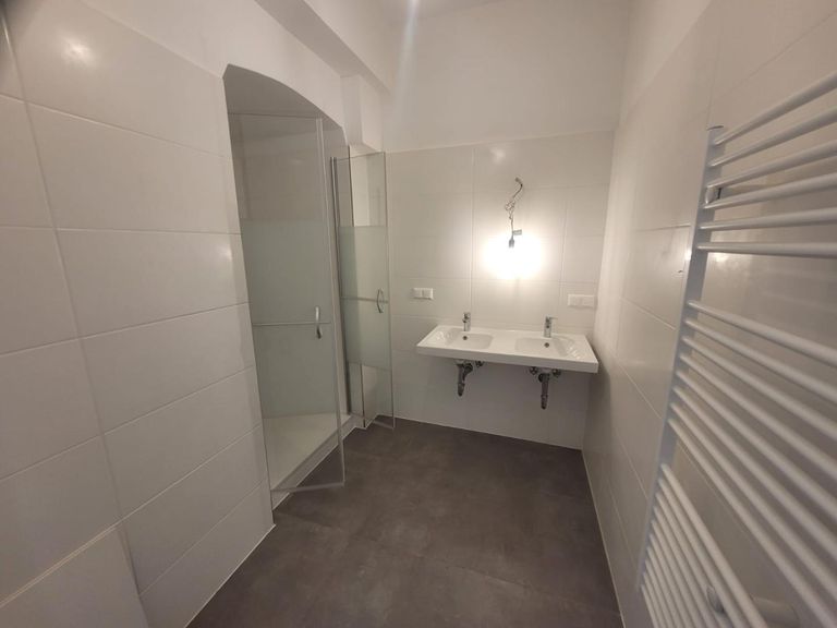 05 Exposé Badezimmer