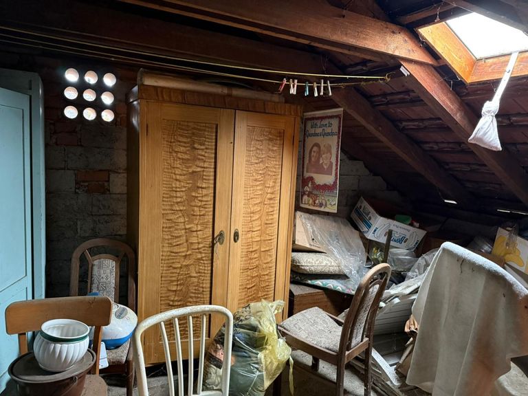 Dachboden - ausbaubar