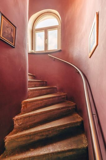 Stiegenaufgang Wohnung