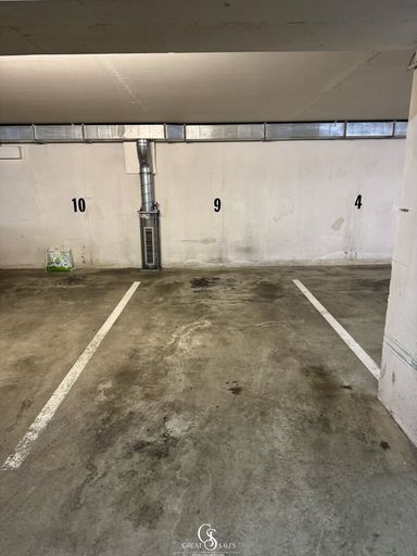 Tiefgaragenstellplatz