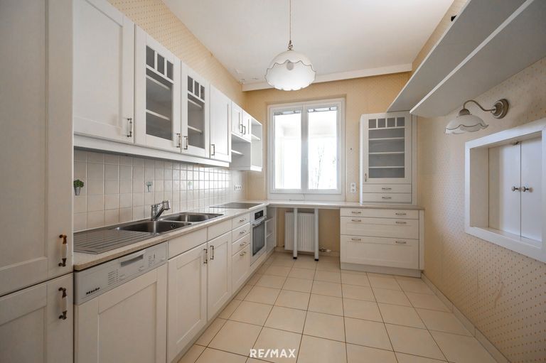 Küche - Platz für kleinen Tisch/Sessel