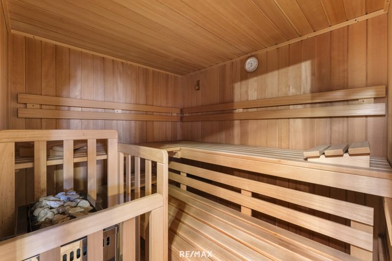 Sauna (UG)