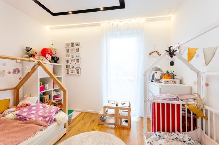 Helles Kinderzimmer
