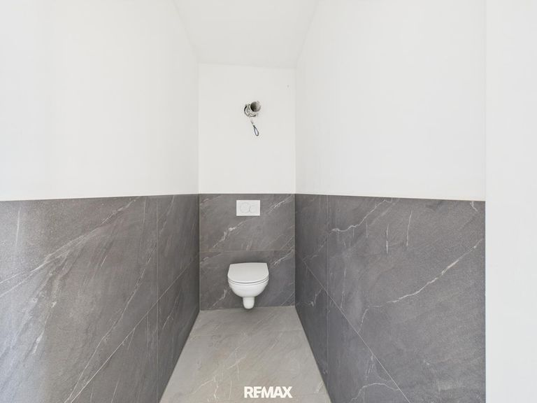 WC (1.OG)