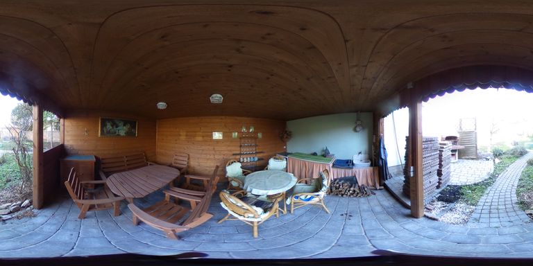 Überdachte Sitzecke