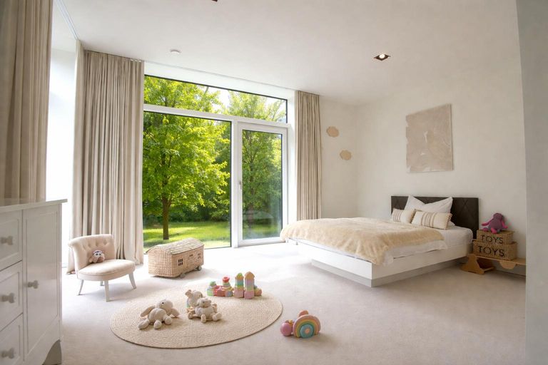 8c8feca4-933b-42c8-9ef6-f466b8b8d349