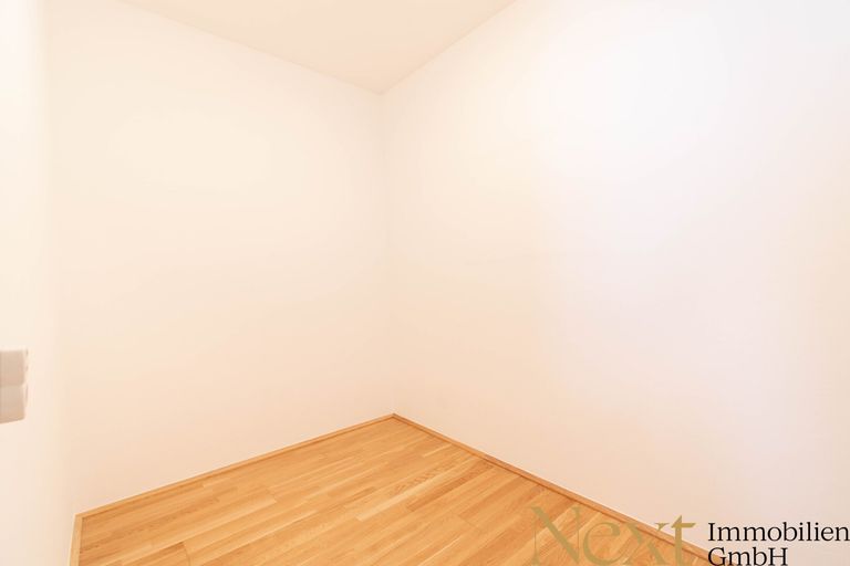 Begehbarer Kleiderschrank