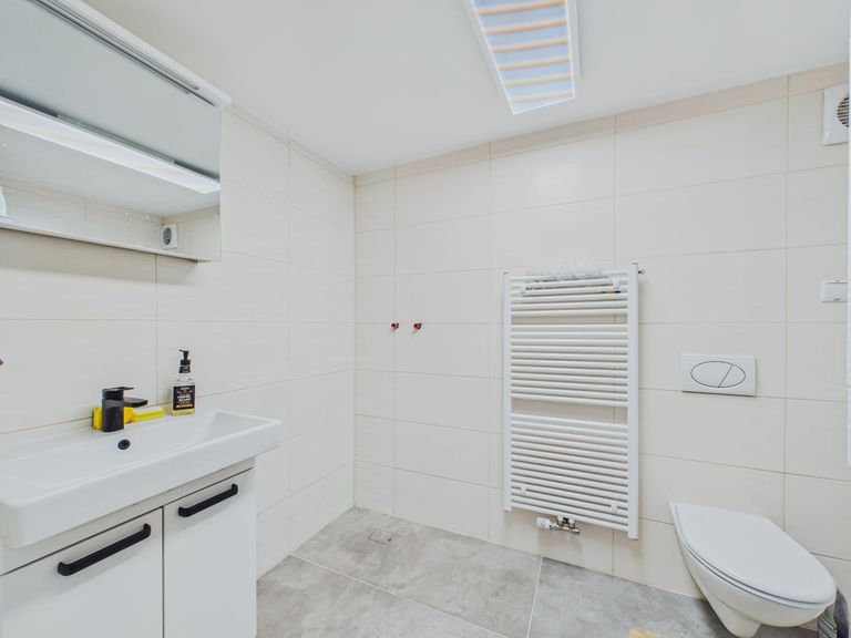 Badezimmer EG 1