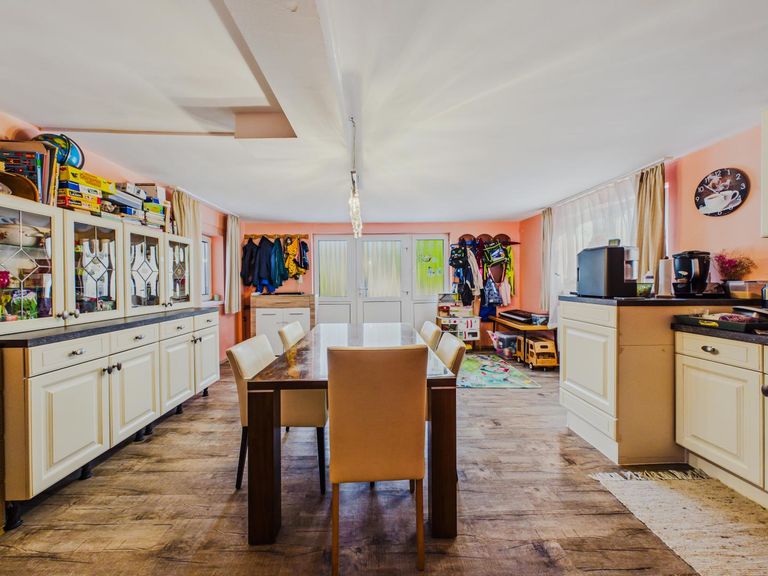 Wohn- und Essbereich 1