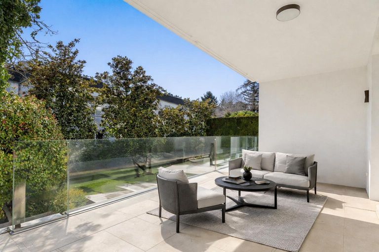 eb914cc8-274e-4a73-aa85-56a6de229d38