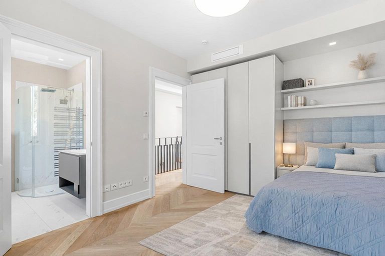 e414d0e6-d9b1-4e73-bc3b-7124ee4fdabf