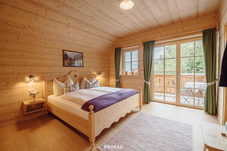 Haus Grundlsee plus Eibenwald11_Schlafzimmer1_Dopp