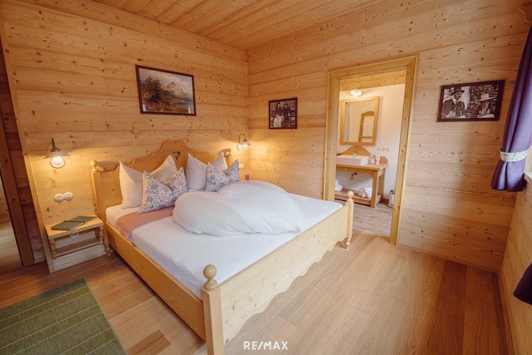Haus Grundlsee plus Eibenwald11_Schlafzimmer2_Dopp
