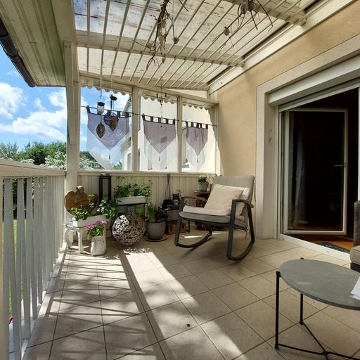 gartenseitige Terrasse