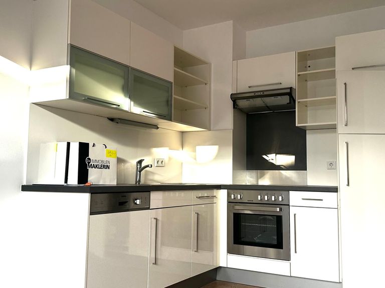 Wohnhaus Leonfeldnerstraße 210