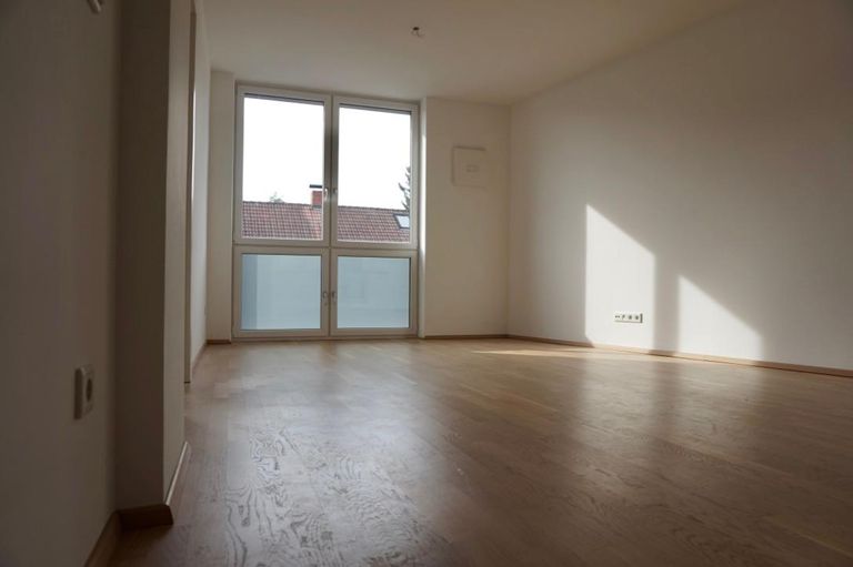 Wohnhaus Leonfeldnerstraße 210