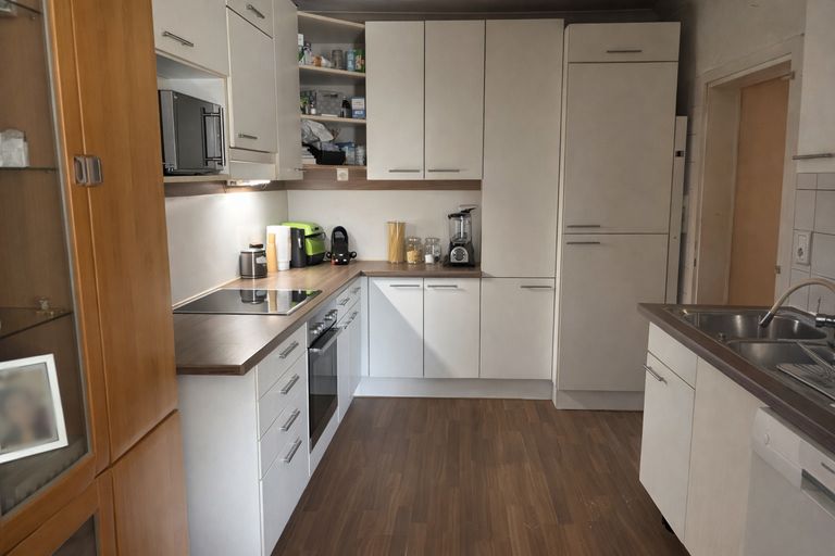 2_Küche KI bearbeitet