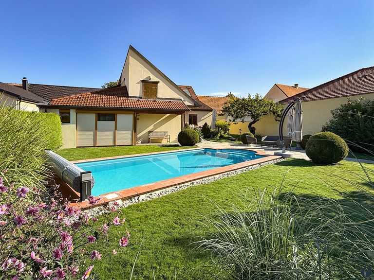 Außenansicht vom Garten aus