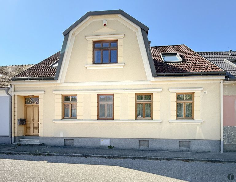 Außenansicht von der Straße aus