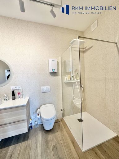 Bad & WC