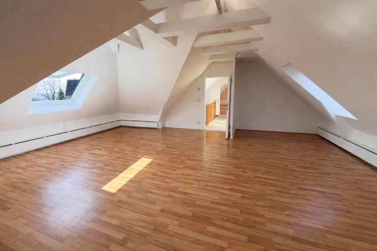 Zimmer Dachgechoss