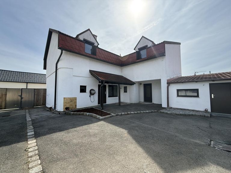 Haus Hofseite