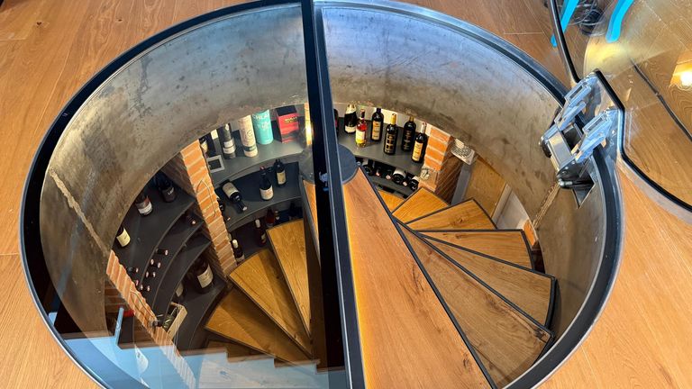 Design-Weinkeller im Wohnraum