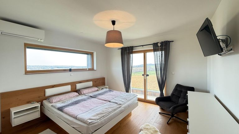 Elternschlafzimmer OG