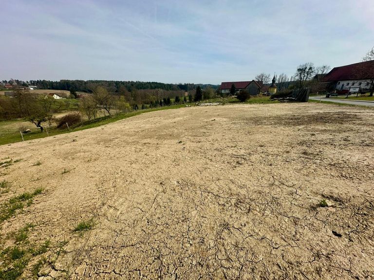 335_2 Baugrund Aussichtslage Vochera am Weinberg i