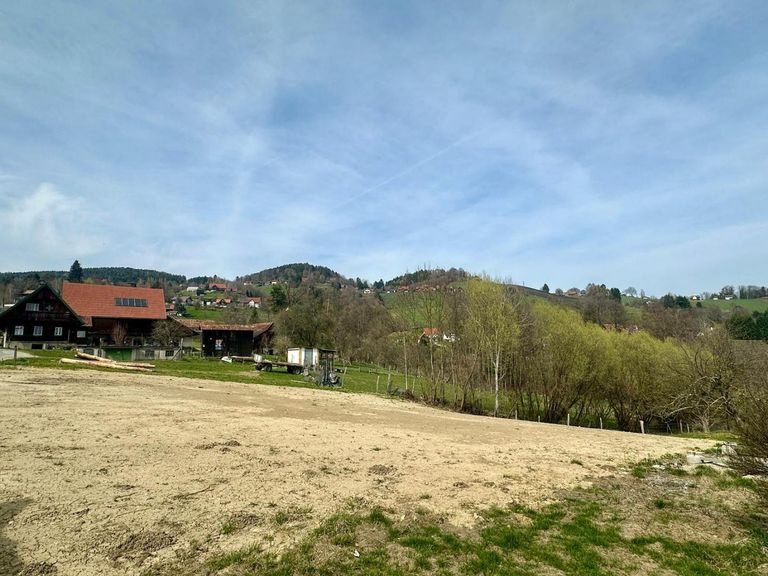 335_2 Baugrund Aussichtslage Vochera am Weinberg i