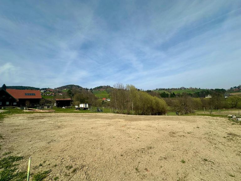 335_2 Baugrund Aussichtslage Vochera am Weinberg i