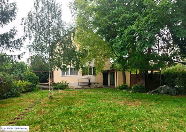 Garten mit Baumbestand