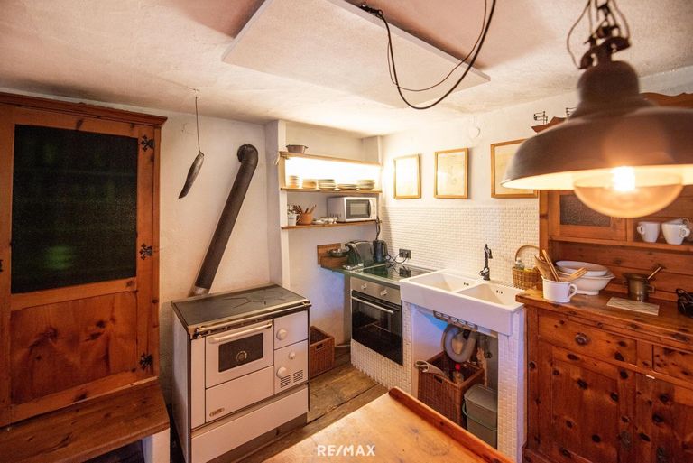 OG KÜ mit Tischherd