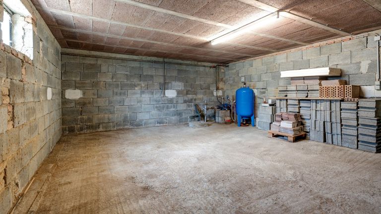 Keller Raum 1 Rohzustand