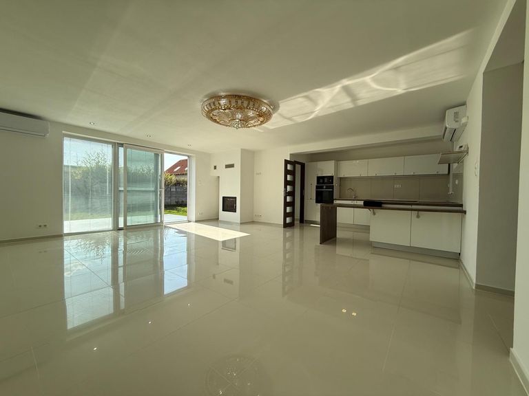 offener Wohn  -Küchenbereich