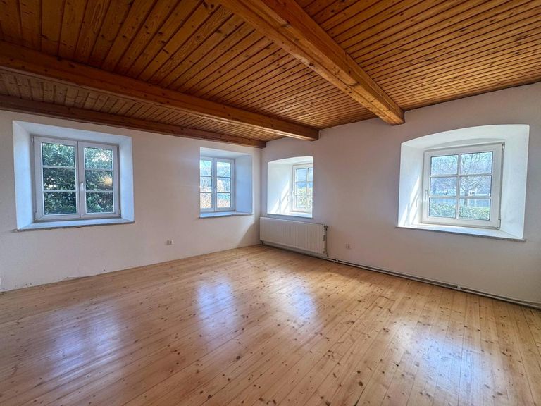 Zimmer Ergeschoß