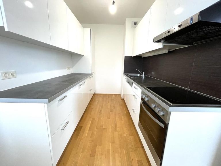 top ausgestattete Küche