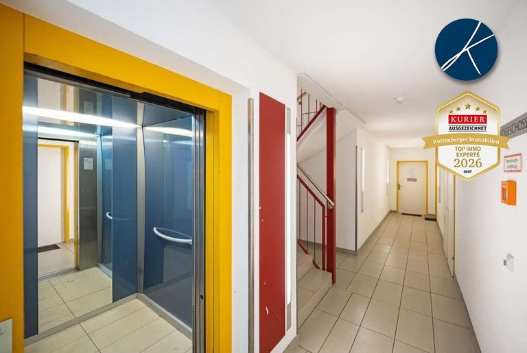 Lift und Stiegenhaus