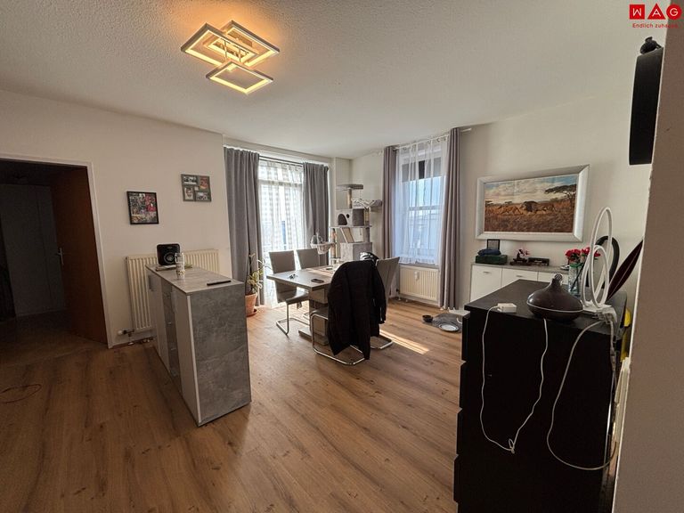 Wohnzimmer/Esszimmer