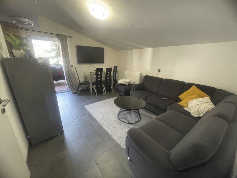 Wohnbereich kleine Wohnung Dachgeschoss Top 5