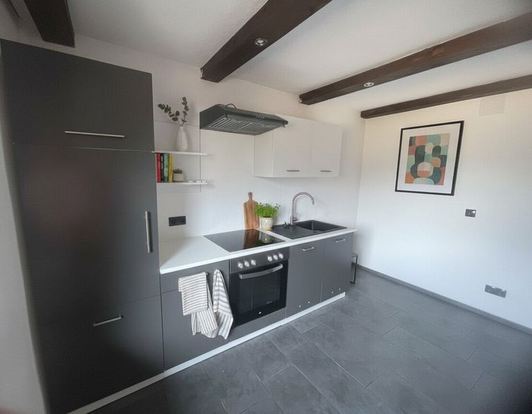 Küche Top 4 - Dekoration KI generiert