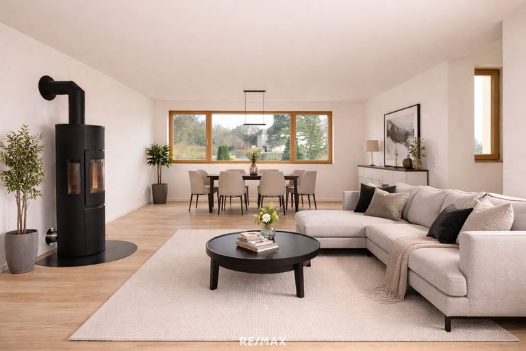 Wohnzimmer (virtuell eingerichtet)