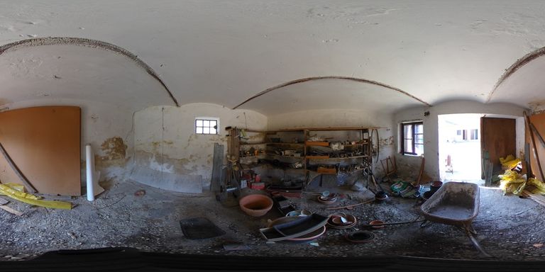 Nebengebäude re Teil #3