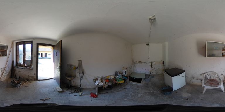 Nebengebäude re Teil #4