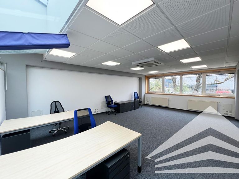 möbliertes Büroraumbeispiel ca. 43 m²