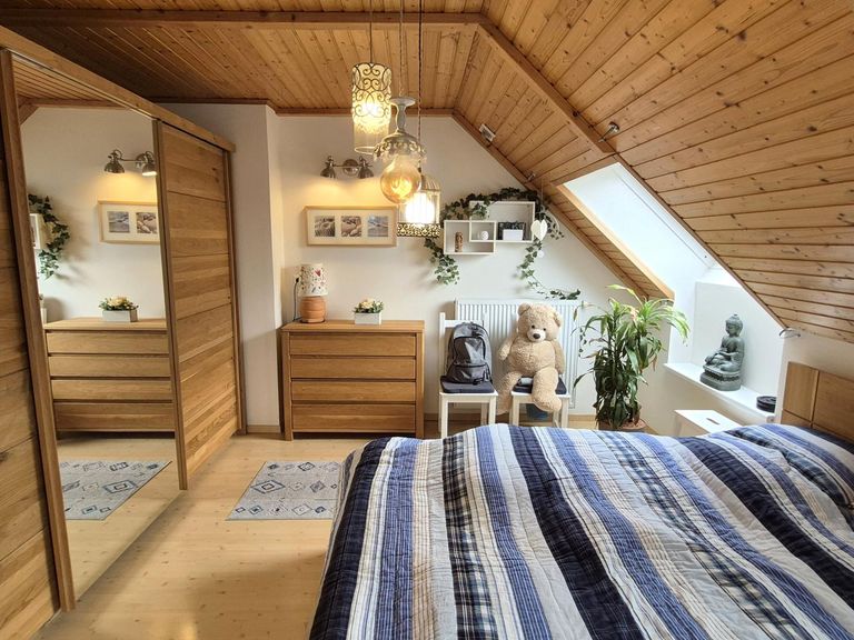 Schlafzimmer OG