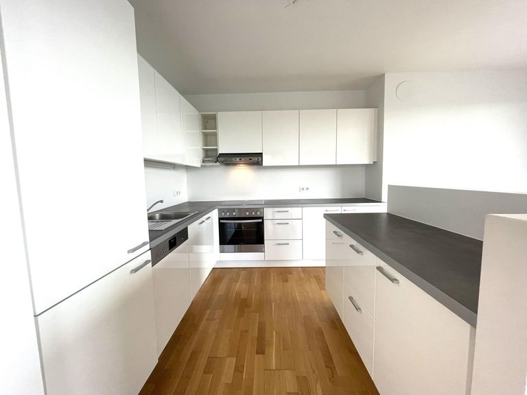 top ausgestattete Küche